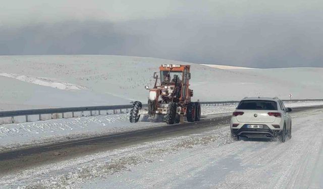 21 yerleşim yerinin yolu ulaşıma kapandı