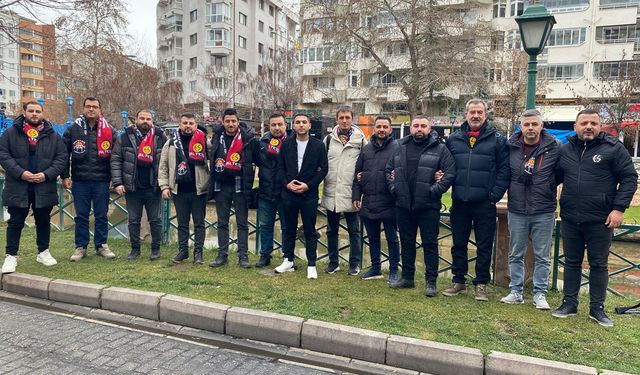 Eskişehirspor taraftarından birlik ve beraberlik vurgusu!