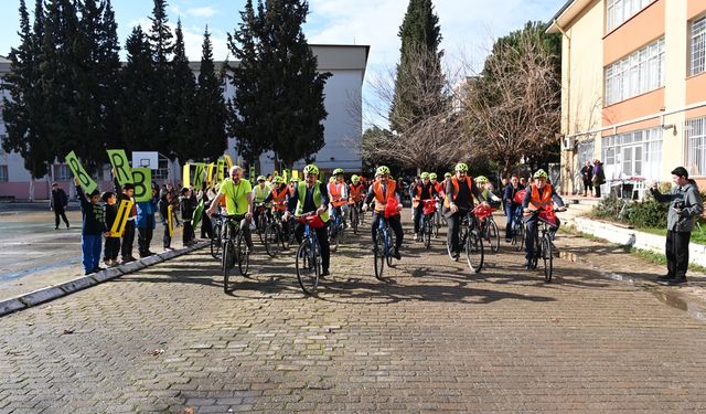 Sağlıklı yaşam için pedal çevirdiler