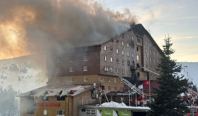 Başkan Özcan otel yangınındaki son durumu aktardı