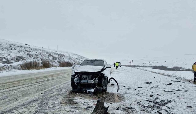 Trafik kazası: 2 ölü