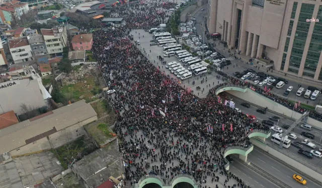 İmamoğlu’na büyük destek: Polis müdahalesi gerilimi artırdı!