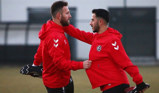 Eskişehirspor'da tempo gittikçe artıyor!