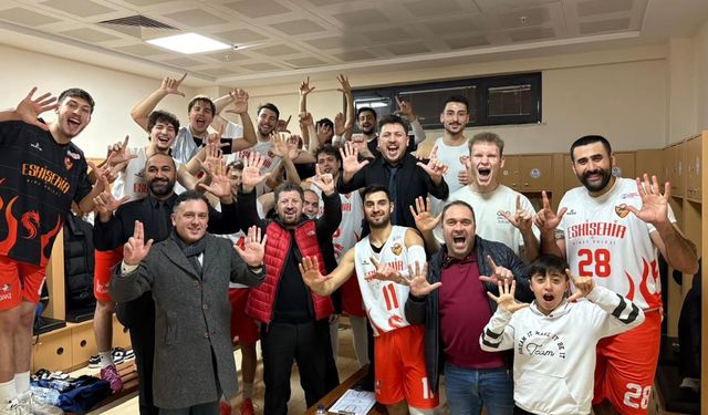 Play-off öncesi son maçına çıkacak!