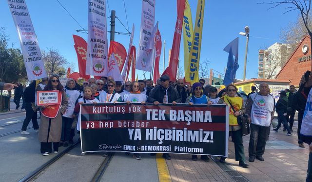 Eskişehir'de Ekrem İmamoğlu'na gözaltı tepkisi!