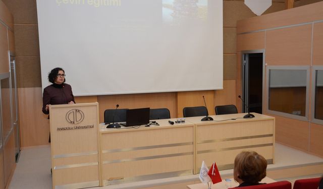 Yapay zekâ, çeviri ve çevirmenlik konuşuldu
