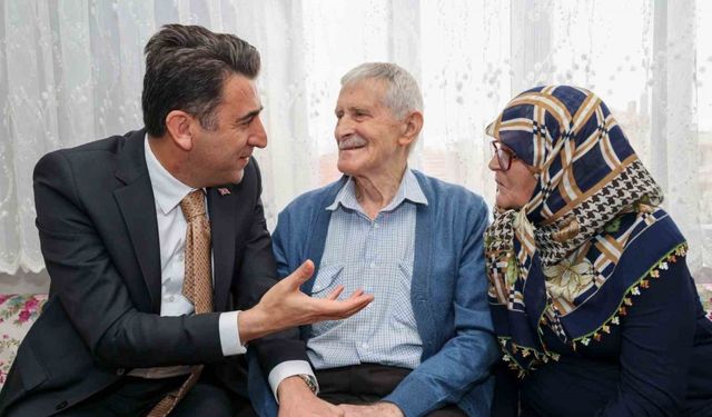 Yarım asırdır evli çift gençlere örnek oluyor