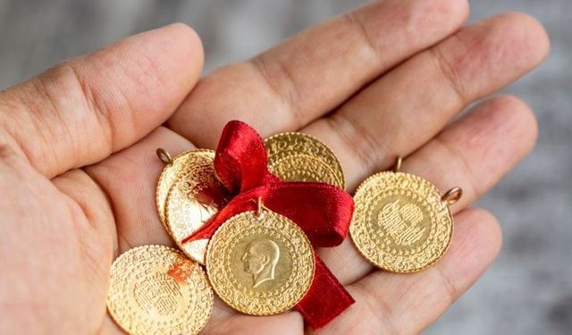 Altın zirveye tırmandı
