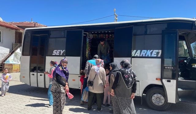 40 köye hizmet etmek için 120 kilometre yol kat ediyor