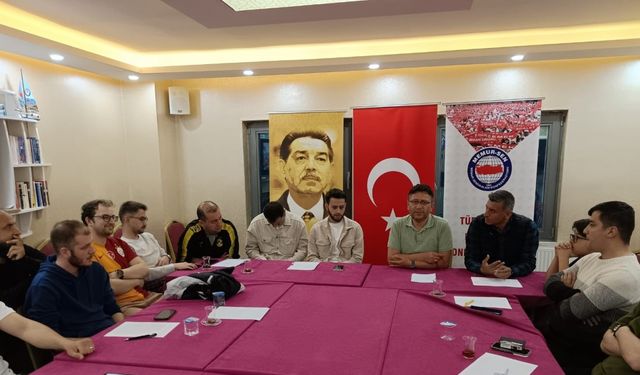32 takım halı saha turnuvasında ter dökecek