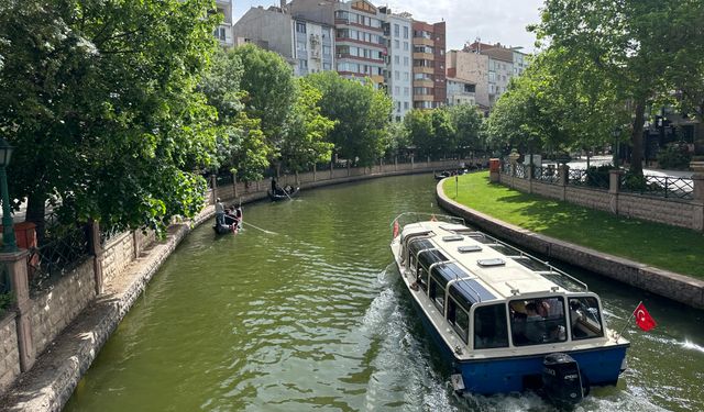 Porsuk Çayı'nın keyfini çıkardılar
