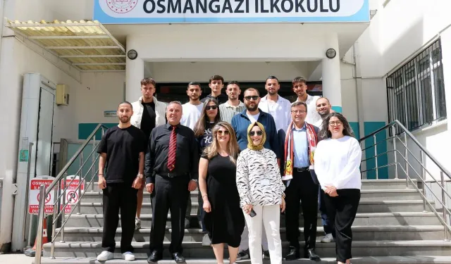 Futbolculardan özel ziyaret