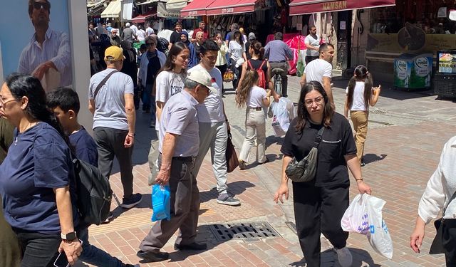 Eskişehir'de arefe günü yoğunluğu