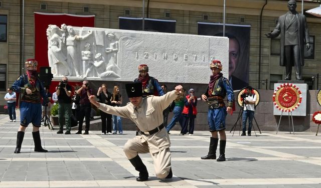Atatürk'ün Eskişehir'e ilk ziyaretinin 105'inci yılı kutlandı