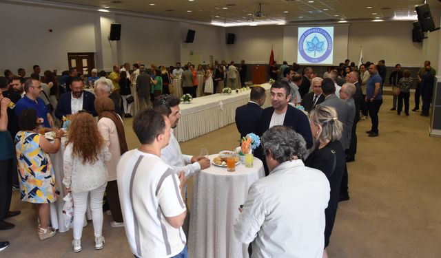 ESOGÜ'de bayramlaşma programı gerçekleşti