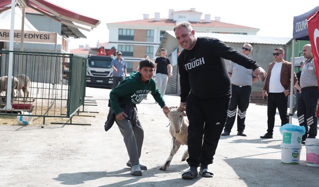 Bayrama yakışır hizmet: Ücretsiz kesim alanları tam not aldı