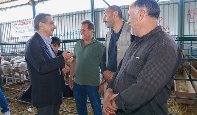 Başkan Ataç'tan hayvan pazarına ziyaret