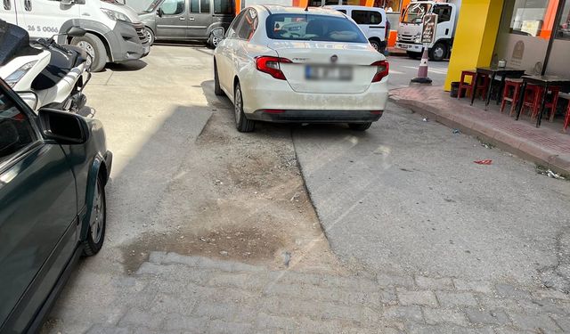Eskişehir'deki o yol bakım bekliyor