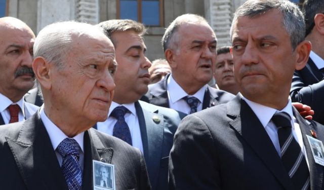 Büyük kumar oynuyor...