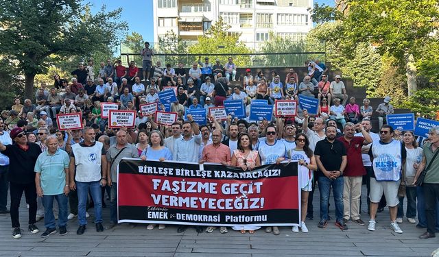 Eskişehir'de gözaltıları protesto ettiler!