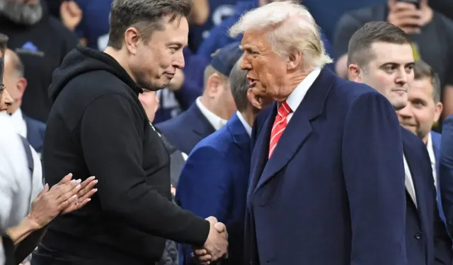 Trump’tan Musk’a: "Üçüncü bir parti kurması saçma"