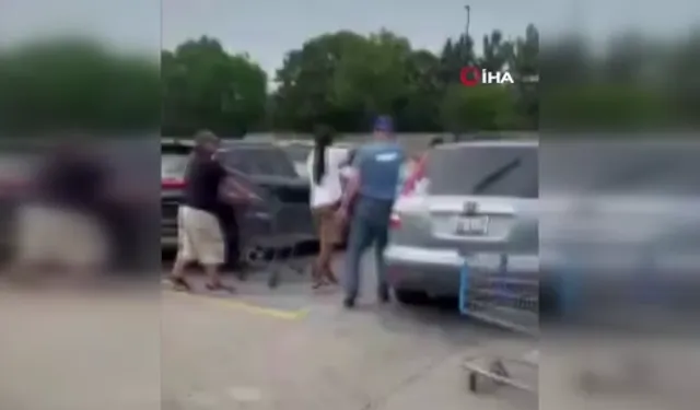Alışveriş merkezinde bıçaklı saldırı