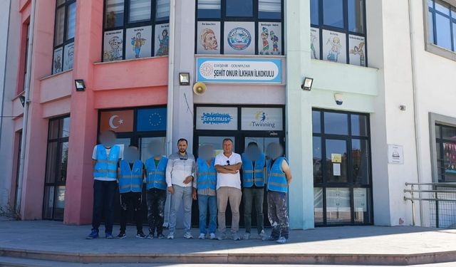 Yükümlüler okulu boyadı