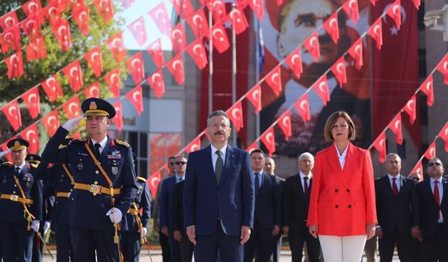 Eskişehir'de 30 Ağustos kutlamaları resmi törenle başladı