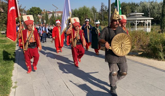 Eskişehir'de mehteran eşliğinde "Yörük Yürüyüşü"