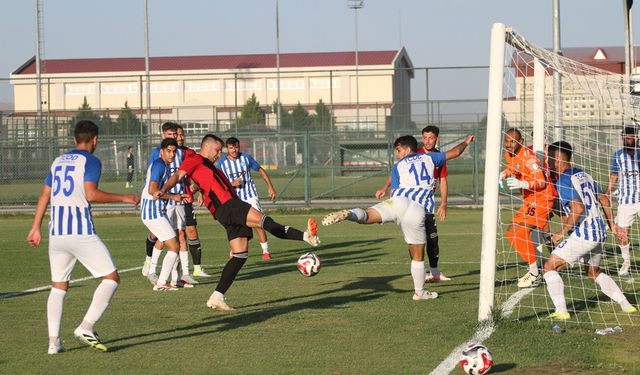 Eskişehirspor ilk hazırlık maçında umut verdi...