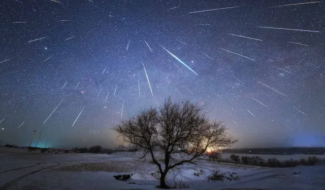 Perseid meteor yağmuru neden oluyor?