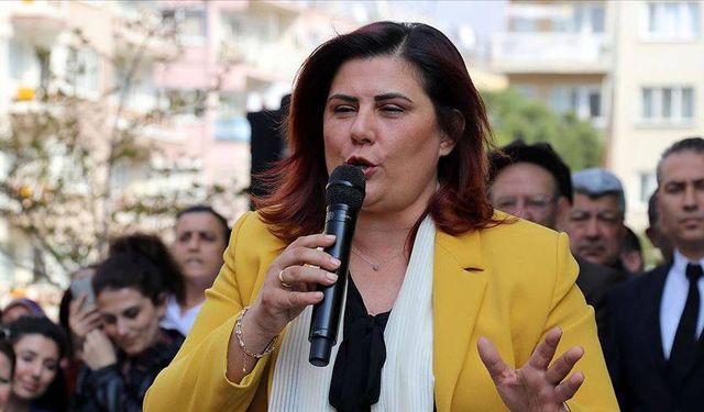 Özlem Çerçioğlu Kimdir? CHP’den AKP’ye geçişinin perde arkası