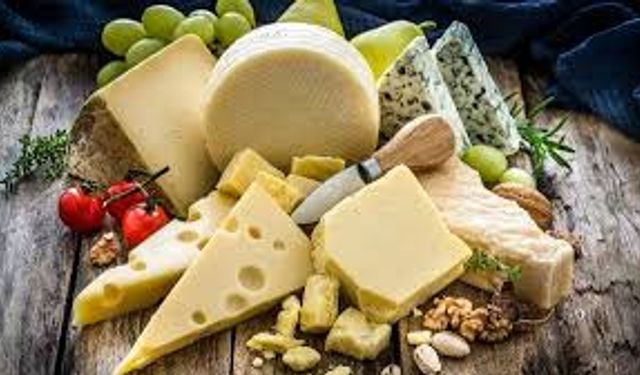 İlk peynir nasıl yapıldı biliyor musunuz? Peyniri kim buldu? İşte peynirin köklü tarihi....