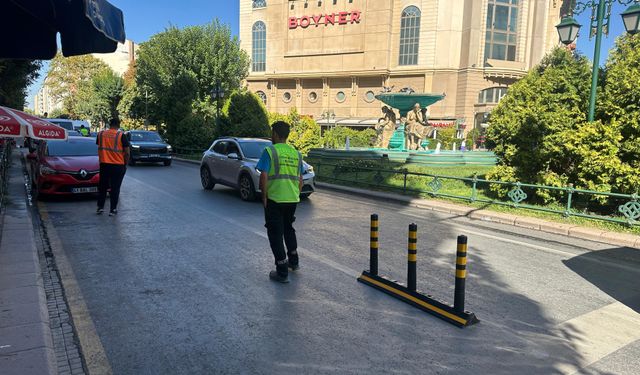 Eskişehir'in o merkezinde park etmek artık yasak: Trafik akışı sağlanacak!