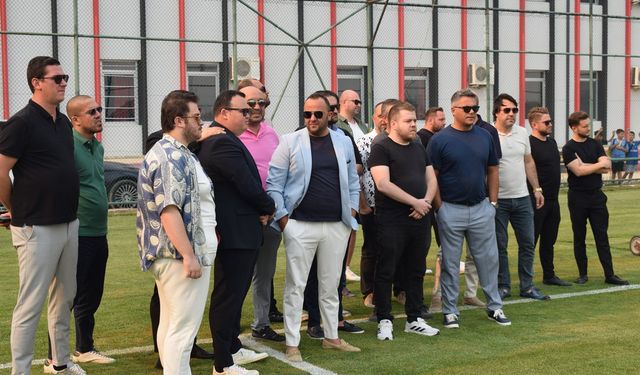 Es-Es'te kadroya son dokunuşlar