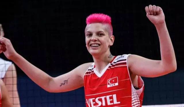 Voleybolun yükselen yıldızı Ebrar Karakurt kimdir? Aslen nereli? Hani takımda oynuyor?