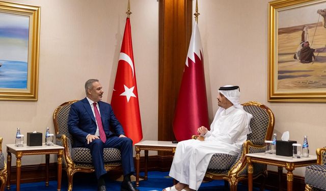 Dışişleri Bakanı Fidan, Katar Başbakanı Al-Thani ile görüştü