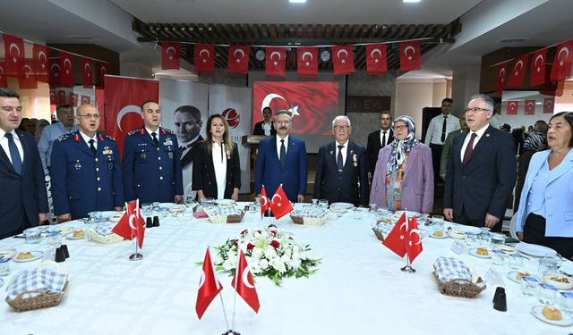 Eskişehir’de gaziler onuruna yemek programı