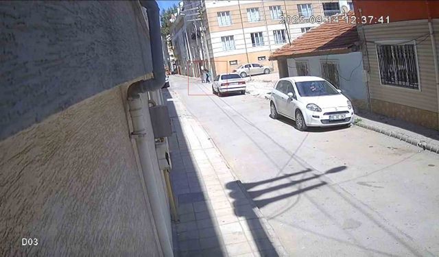 Önce iddiayı reddettiler, görüntüleri izledikten sonra bir şey demeden uzaklaştılar...