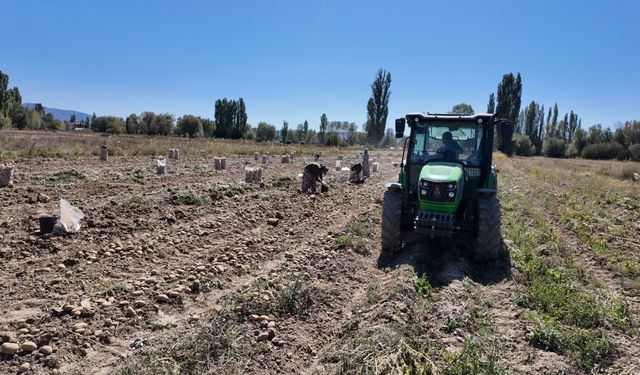 Eskişehir'de kuraklığa rağmen hasat başladı