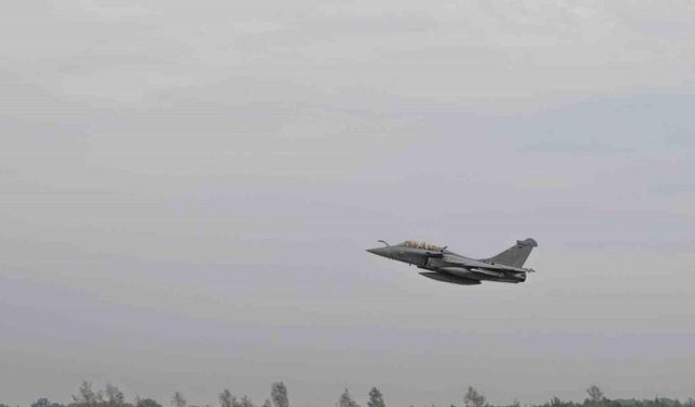 Polonya’da NATO savaş uçakları Rus tehdidi nedeniyle Ukrayna sınırına sevk edildi