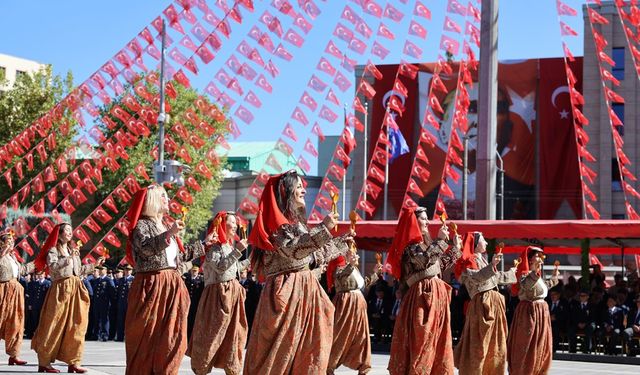 Eskişehir'de 'Kurtuluş Günü' coşkusu