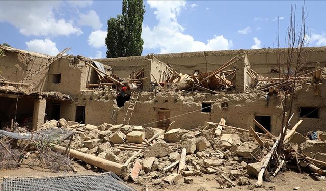 Afganistan’da depremde can kaybı 622’ye yükseldi
