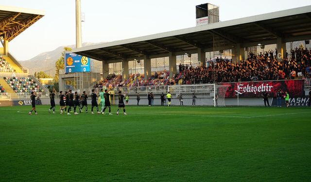 Eskişehirspor'un oynadığı futbol yeterli değil!
