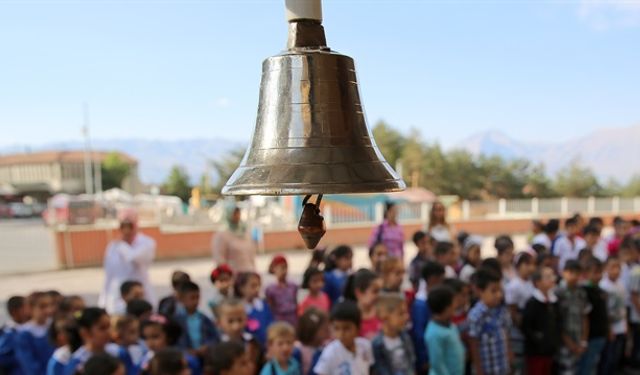 Okullarda yeni dönem başladı... Yeni eğitim öğretim yılında neler değişiyor?