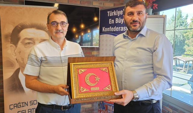 Milletvekili Fatih Dönmez, Memur-Sen Eskişehir Temsilciliğini ziyaret etti