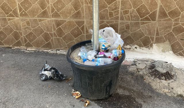 Akarbaşı’nda çöp tepkisi
