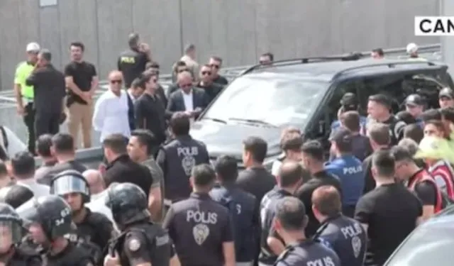 Gürsel Tekin CHP İl Başkanlığı'na geldi! Tansiyon yükseldi