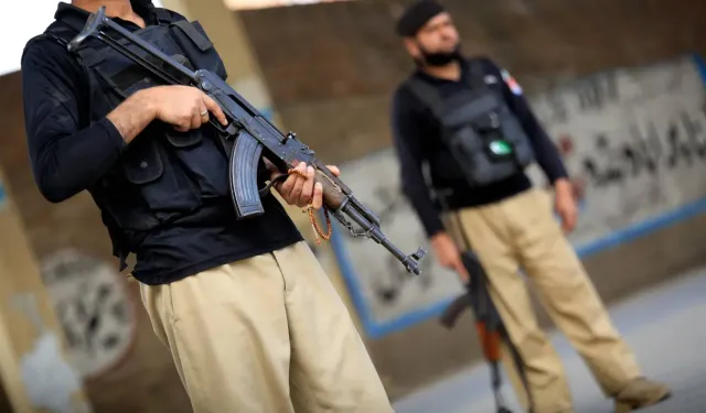 Pakistan-Afganistan sınırında şiddetli çatışma