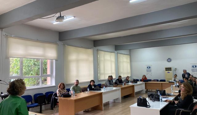Öğretmenler için bilgilendirme toplantısı